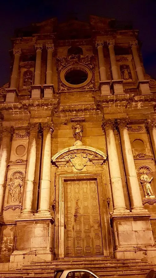 Semesterbostad Calasicula Villa Palermo